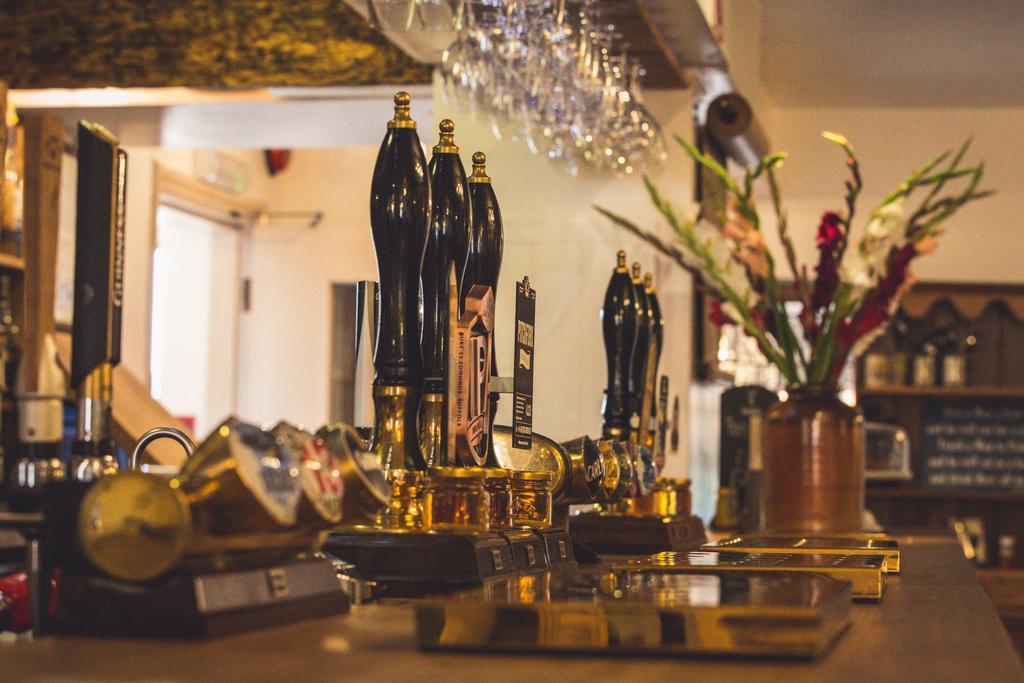 The Old Fourpenny Hotel Warwick  Ngoại thất bức ảnh